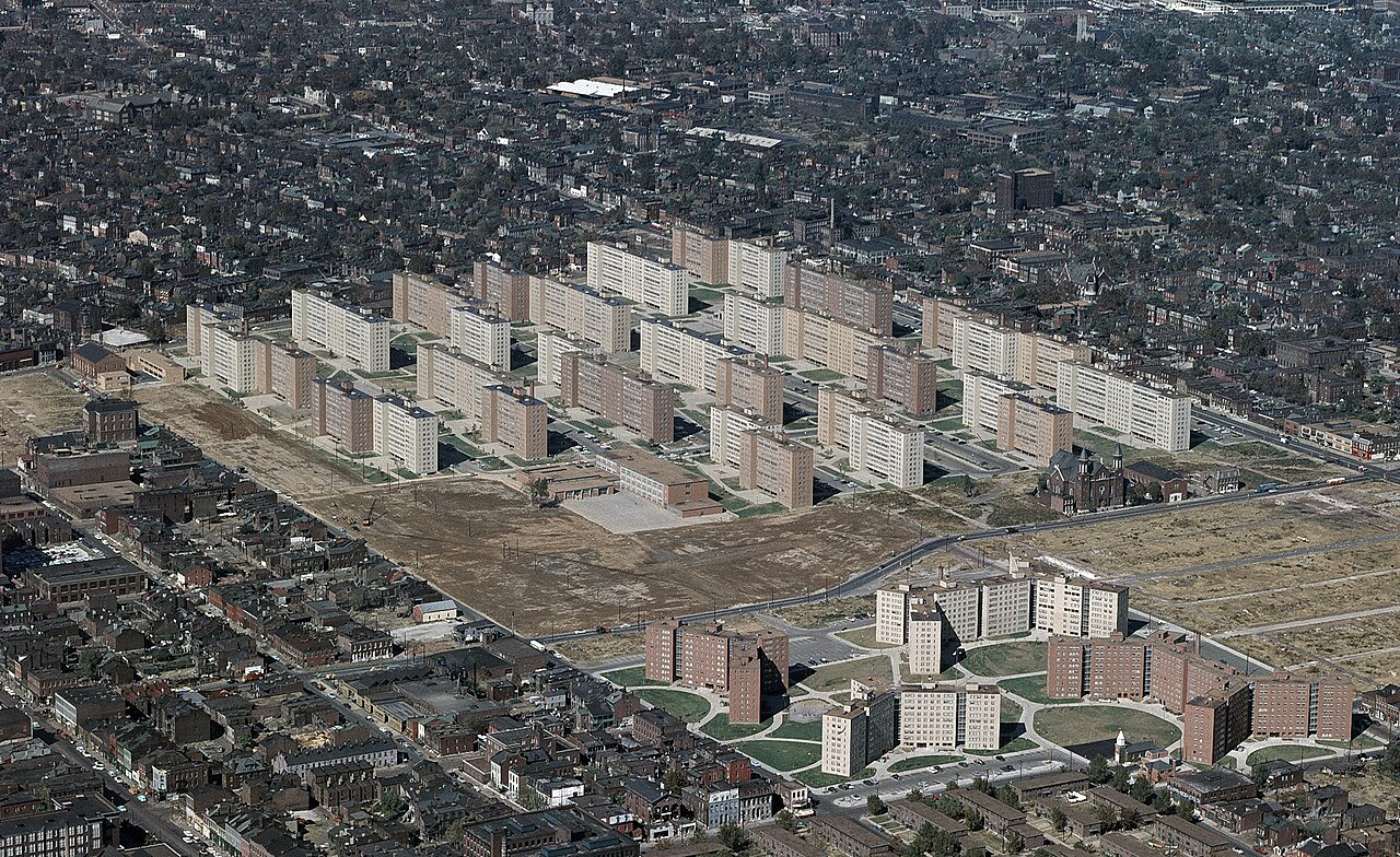 Aerial view of the Pruitt-Igoe towers in St. Louis, 1960s.