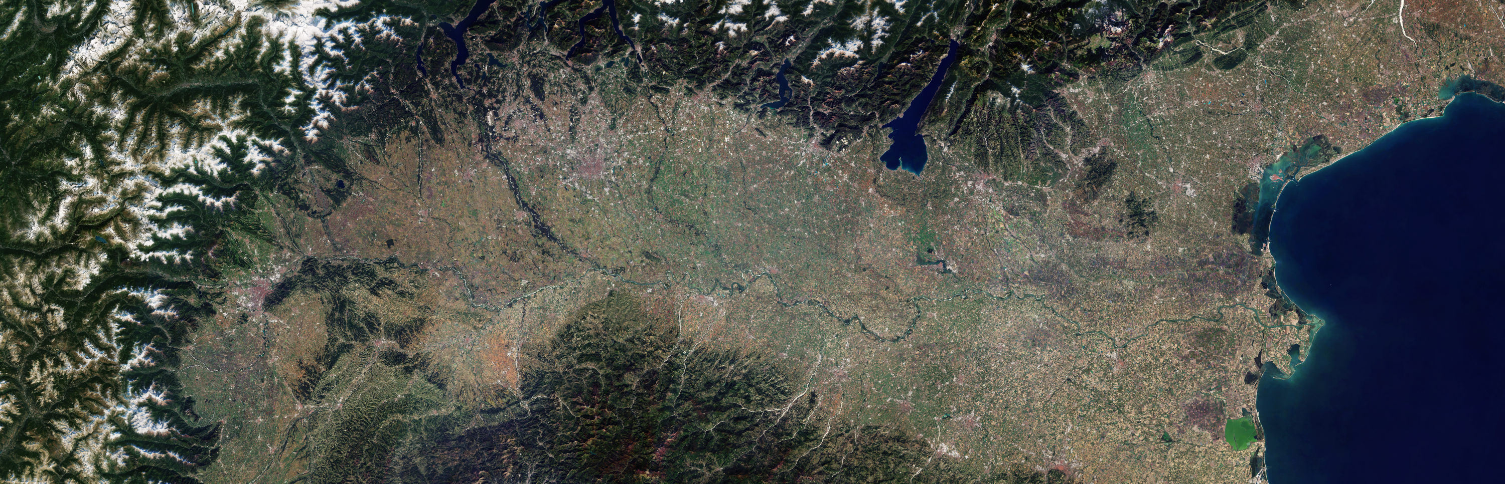 El valle del Po, Italia, visto desde el espacio